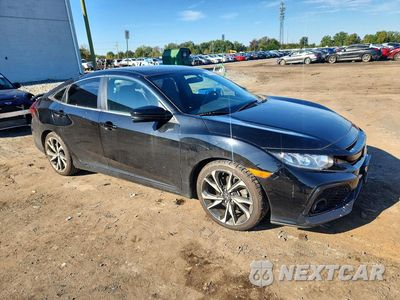 Czwarte zdjęcie samochodu z boku: 2018 HONDA CIVIC SI VIN:2HGFC1E5XJH709304 - miniatura