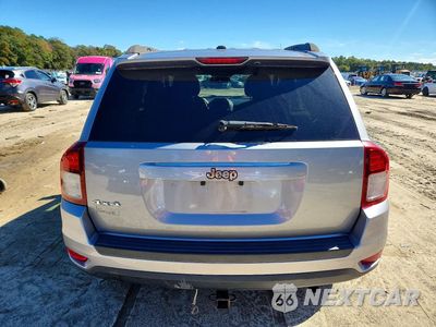 Zdjęcie 6 z 13 samochodu: 2016 JEEP COMPASS SPORT VIN:1C4NJDBB9GD780527 - miniatura