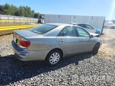 Trzecie zdjęcie samochodu z tyłu: 2005 TOYOTA CAMRY LE VIN:4T1BE32KX5U602734 - miniatura