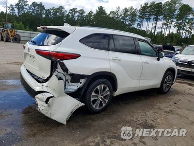 Trzecie zdjęcie samochodu z tyłu: 2020 TOYOTA HIGHLANDER XLE VIN:5TDHZRAH3LS023095 - miniatura