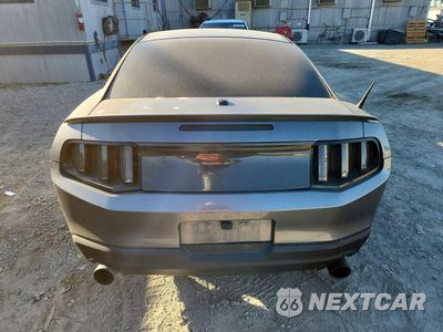 Zdjęcie 6 z 12 samochodu: 2010 FORD MUSTANG VIN:1ZVBP8AN3A5104612 - miniatura
