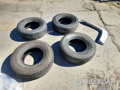 Zdjęcie 12 z 13 samochodu: 2005 TOYOTA TACOMA ACCESS CAB VIN:5TEUU42N15Z035563 - miniatura