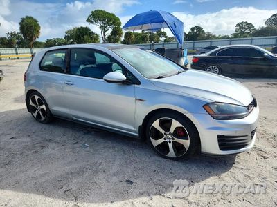 Czwarte zdjęcie samochodu z boku: 2015 VOLKSWAGEN GTI VIN:3VWTT7AU1FM087487 - miniatura