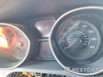 Zdjęcie 9 z 12 samochodu: 2016 HYUNDAI ELANTRA SE VIN:5NPDH4AE3GH670988 - miniatura