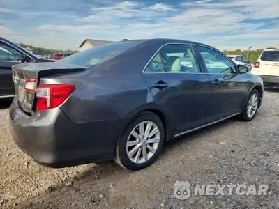 Trzecie zdjęcie samochodu z tyłu: 2012 TOYOTA CAMRY HYBRID XLE VIN:4T1BD1FKXCU060842 - miniatura