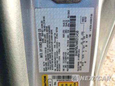 Zdjęcie 12 z 12 samochodu: 2019 FORD FUSION S VIN:3FA6P0G76KR215450 - miniatura