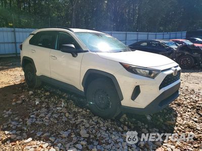 Czwarte zdjęcie samochodu z boku: 2020 TOYOTA RAV4 LE VIN:2T3F1RFV7LC102556 - miniatura