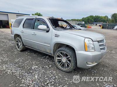 Czwarte zdjęcie samochodu z boku: 2013 CADILLAC ESCALADE PREMIUM VIN:1GYS4CEF4DR106586 - miniatura