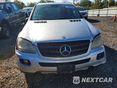 Piąte zdjęcie samochodu w środku: 2006 MERCEDES-BENZ ML 350 VIN:4JGBB86E46A044280 - miniatura