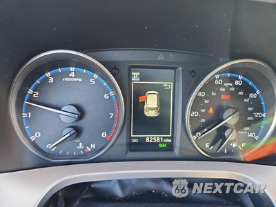 Zdjęcie 9 z 13 samochodu: 2018 TOYOTA RAV4 XLE VIN:JTMRFREV8JJ241315 - miniatura