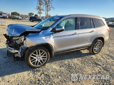 2017 HONDA PILOT TOURING 5FNYF6H92HB025129 - główne zdjęcie licytacji z USA - miniatura