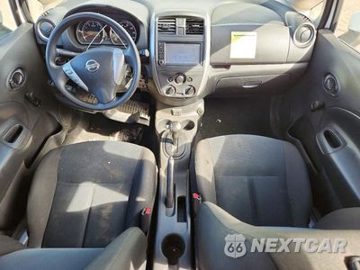Zdjęcie 8 z 12 samochodu: 2019 NISSAN VERSA NOTE S VIN:3N1CE2CP7KL356943 - miniatura