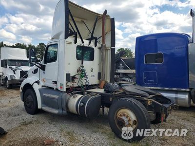 Drugie zdjęcie samochodu z przodu: 2016 PETERBILT 579 SEMI TRUCK VIN:1XPBA48X8GD339590 - miniatura