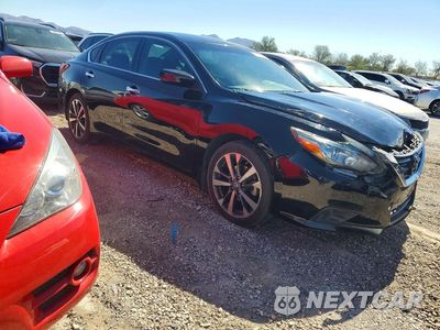 Czwarte zdjęcie samochodu z boku: 2017 NISSAN ALTIMA 2.5 SR VIN:1N4AL3AP2HN359623 - miniatura
