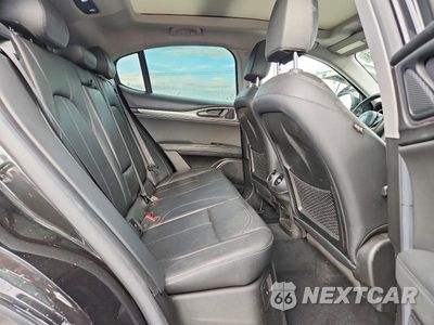 Zdjęcie 11 z 14 samochodu: 2018 ALFA ROMEO STELVIO SPORT VIN:ZASFAKPN3J7B69367 - miniatura