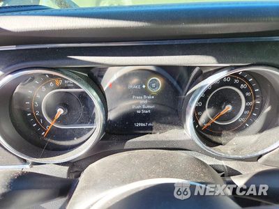 Zdjęcie 9 z 13 samochodu: 2021 JEEP WRANGLER UNLIMITED SAHARA VIN:1C4HJXEG0MW614788 - miniatura