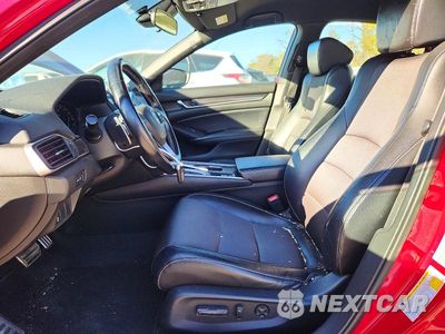Zdjęcie 7 z 13 samochodu: 2018 HONDA ACCORD SPORT VIN:1HGCV1F36JA192978 - miniatura