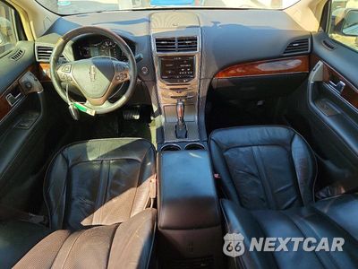 Zdjęcie 8 z 13 samochodu: 2015 LINCOLN MKX VIN:2LMDJ6JK0FBL29189 - miniatura