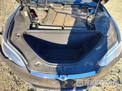 Zdjęcie 11 z 12 samochodu: 2016 TESLA MODEL S VIN:5YJSA1E2XGF155799 - miniatura