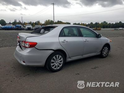 Trzecie zdjęcie samochodu z tyłu: 2012 TOYOTA COROLLA LE VIN:2T1BU4EE4CC882292 - miniatura