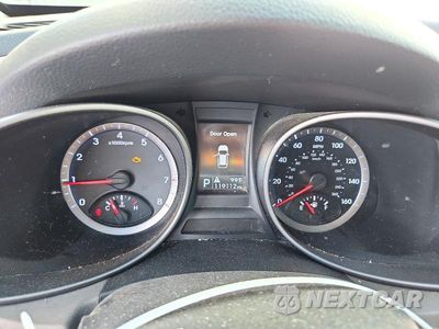 Zdjęcie 9 z 13 samochodu: 2015 HYUNDAI SANTA FE SPORT 2.4L VIN:5XYZT3LB9FG244049 - miniatura