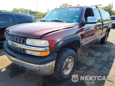 1999 CHEVROLET SILVERADO K2500 1GCGK29U3XE196328 - główne zdjęcie licytacji z USA - miniatura