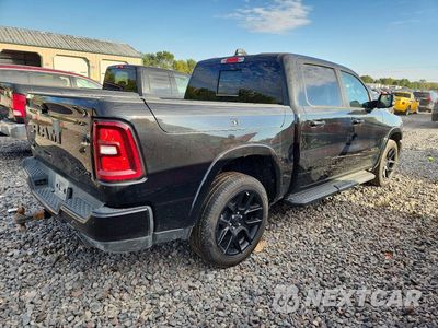 Trzecie zdjęcie samochodu z tyłu: 2026 RAM 1500 LARAMIE VIN:1C6SRFJP3TN198360 - miniatura
