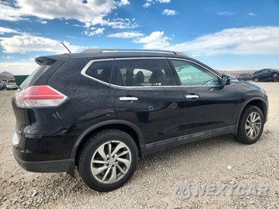 Trzecie zdjęcie samochodu z tyłu: 2015 NISSAN ROGUE SL VIN:5N1AT2MV7FC774472 - miniatura