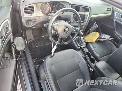 Zdjęcie 8 z 12 samochodu: 2015 VOLKSWAGEN GOLF VIN:3VW917AU6FM041038 - miniatura