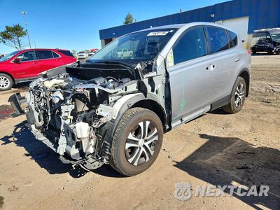 2018 TOYOTA RAV4 LE JTMBFREV0JJ215549 - główne zdjęcie licytacji z USA - miniatura