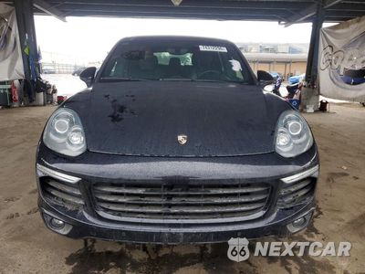 Piąte zdjęcie samochodu w środku: 2018 PORSCHE CAYENNE VIN:WP1AA2A25GKA12140 - miniatura