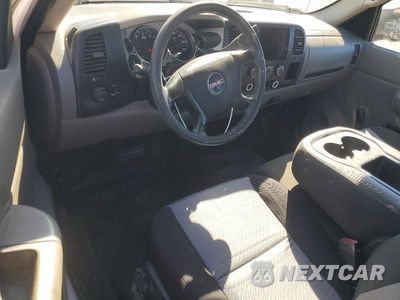 Zdjęcie 8 z 12 samochodu: 2007 GMC SIERRA C2500 HEAVY DUTY VIN:1GTHC24K97E524018 - miniatura