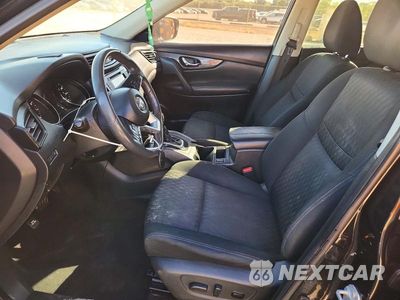 Zdjęcie 7 z 14 samochodu: 2017 NISSAN ROGUE SV VIN:KNMAT2MT9HP613992 - miniatura