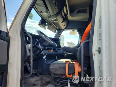 Zdjęcie 7 z 14 samochodu: 2022 FREIGHTLINER CASCADIA 116 SEMI TRUCK VIN:3AKJHPDV6NSLH0847 - miniatura