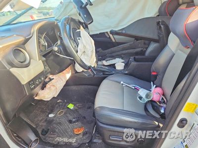Zdjęcie 7 z 13 samochodu: 2014 TOYOTA RAV4 LIMITED VIN:2T3DFREVXEW184679 - miniatura