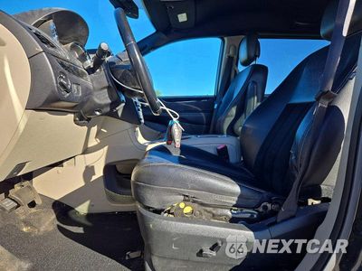 Zdjęcie 7 z 13 samochodu: 2018 DODGE GRAND CARAVAN SXT VIN:2C4RDGCG5JR239371 - miniatura