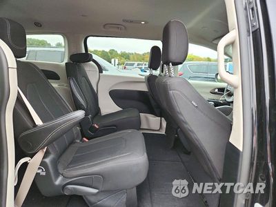 Zdjęcie 11 z 13 samochodu: 2024 CHRYSLER VOYAGER LX VIN:2C4RC1CG7RR186331 - miniatura