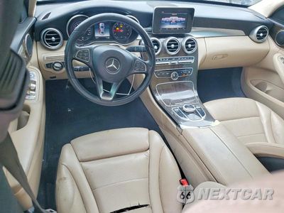 Zdjęcie 8 z 12 samochodu: 2018 MERCEDES-BENZ C 300 4MATIC VIN:55SWF4KB7JU236290 - miniatura
