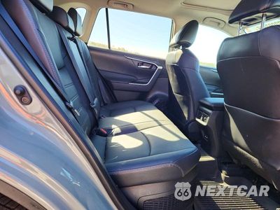 Zdjęcie 11 z 13 samochodu: 2021 TOYOTA RAV4 HYBRID XLE PREMIUM VIN:4T3B6RFV4MU040629 - miniatura