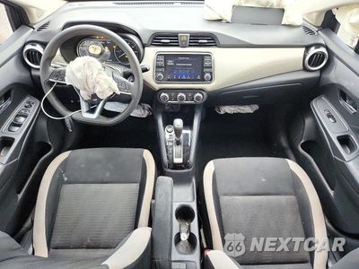 Zdjęcie 8 z 12 samochodu: 2020 NISSAN VERSA SV VIN:3N1CN8EV1LL871579 - miniatura