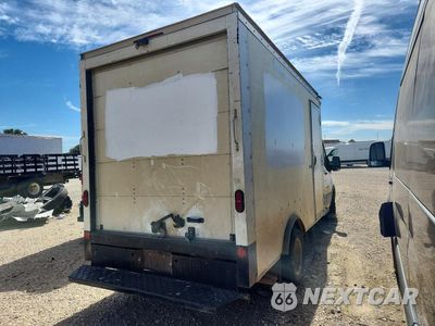 Trzecie zdjęcie samochodu z tyłu: 2022 FORD TRANSIT BOX TRUCK VIN:1FDBF6P83NKA77684 - miniatura