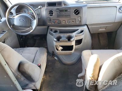 Zdjęcie 8 z 13 samochodu: 2012 FORD ECONOLINE E250 VAN VIN:1FTNE2EW9CDA24536 - miniatura