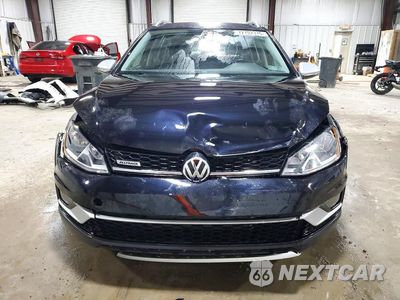 Piąte zdjęcie samochodu w środku: 2017 VOLKSWAGEN GOLF ALLTRACK S VIN:3VWH17AU4HM539267 - miniatura