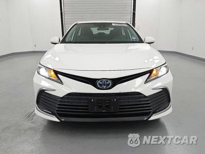 Piąte zdjęcie samochodu w środku: 2022 TOYOTA CAMRY LE VIN:4T1C31AK3NU585792 - miniatura