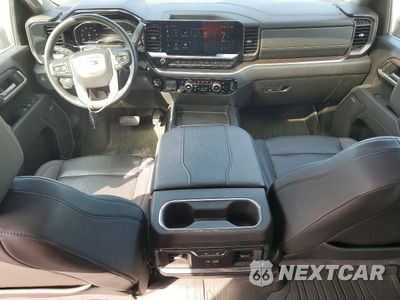 Zdjęcie 8 z 12 samochodu: 2025 GMC SIERRA K2500 SLT VIN:1GT4UNEY0SF255006 - miniatura