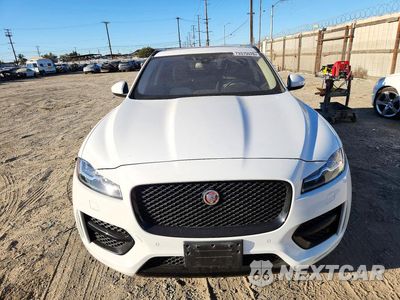 Piąte zdjęcie samochodu w środku: 2018 JAGUAR F-PACE R - SPORT VIN:SADCL2FXXJA273662 - miniatura