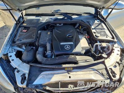 Zdjęcie 11 z 12 samochodu: 2015 MERCEDES-BENZ C 300 4MATIC VIN:55SWF4KB4FU030299 - miniatura