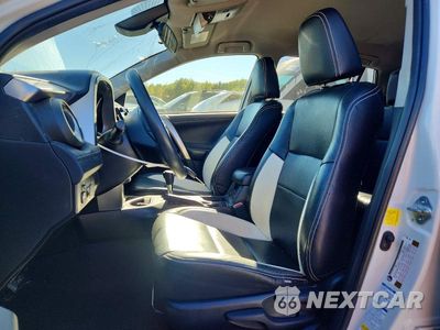 Zdjęcie 7 z 13 samochodu: 2017 TOYOTA RAV4 LE VIN:JTMBFREV7HJ171429 - miniatura