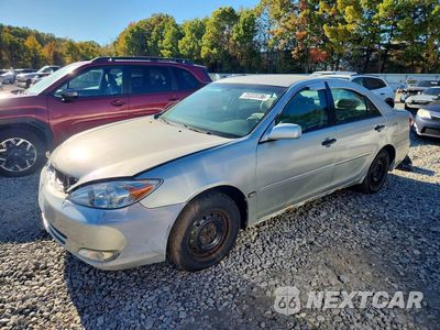 2002 TOYOTA CAMRY LE 4T1BE32K02U101119 - główne zdjęcie licytacji z USA - miniatura