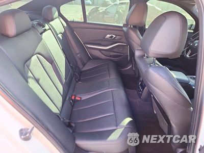 Zdjęcie 10 z 12 samochodu: 2020 BMW 330I VIN:3MW5R1J07L8B24631 - miniatura